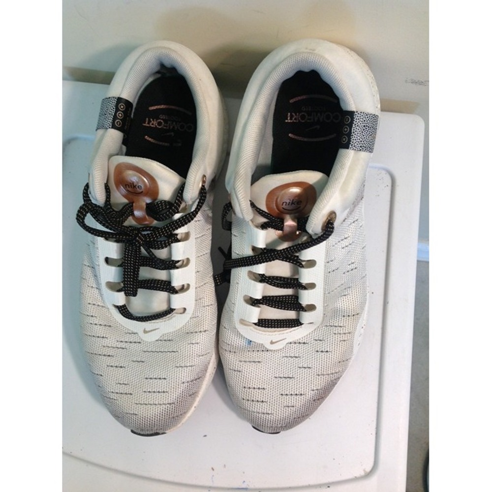 Nike Women's Running Shoes Size 8.5 Gray White Black Lightweight